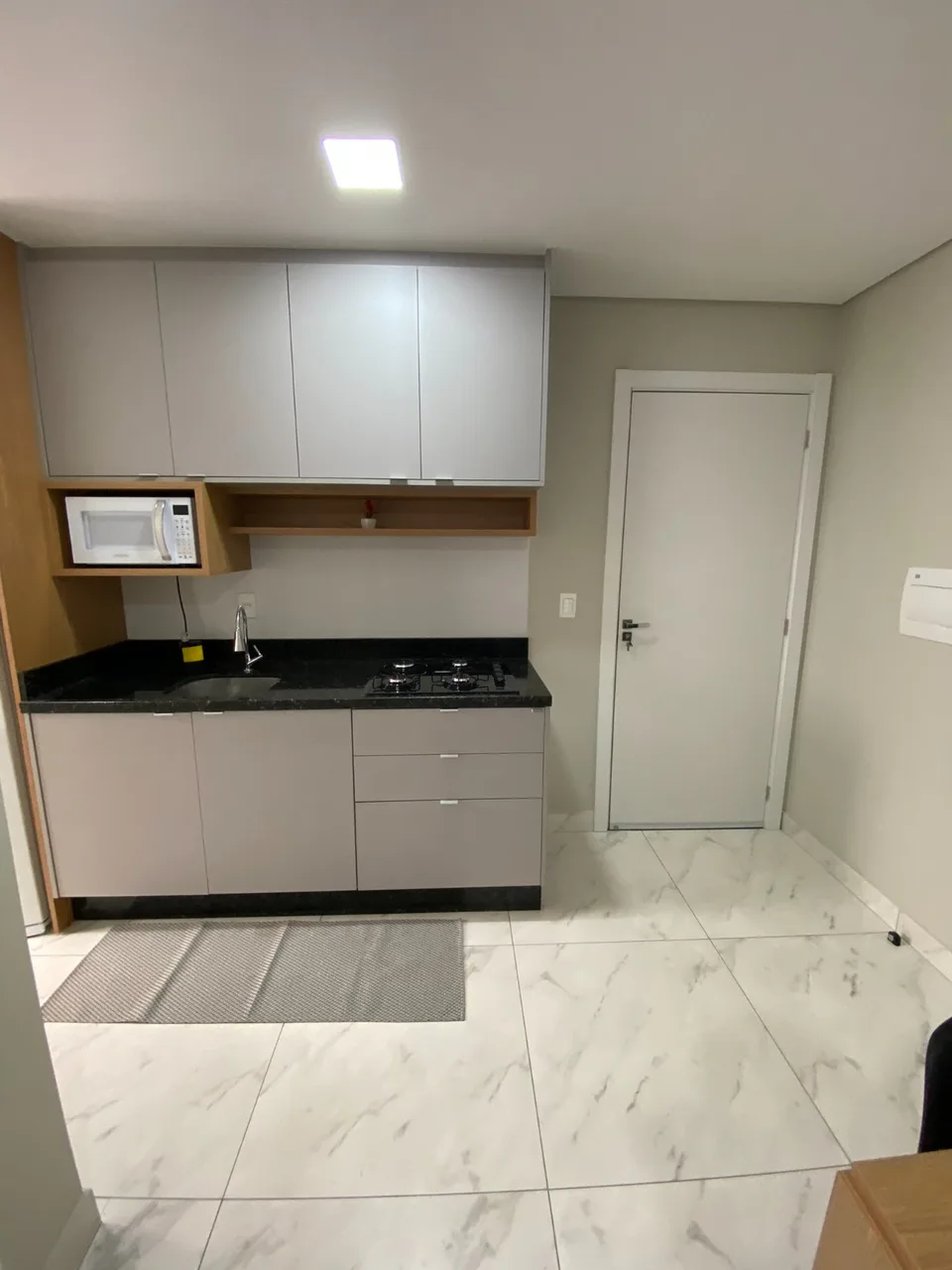 Apartamento Moderno no Edifício Studio MV Toledo, foto 1