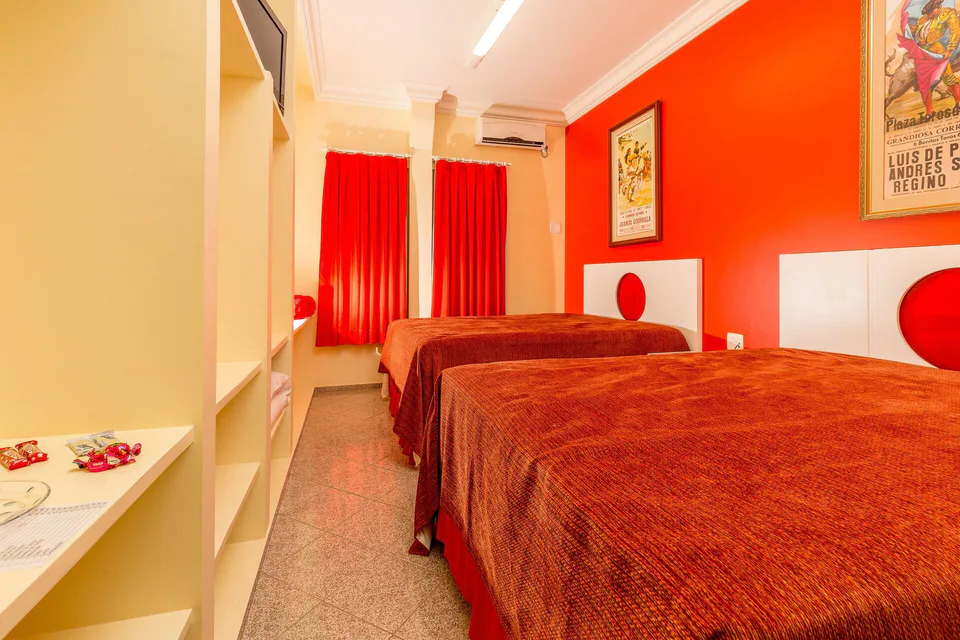 Quarto - Espanhol Hotel Fazenda Itaipulândia, foto 1